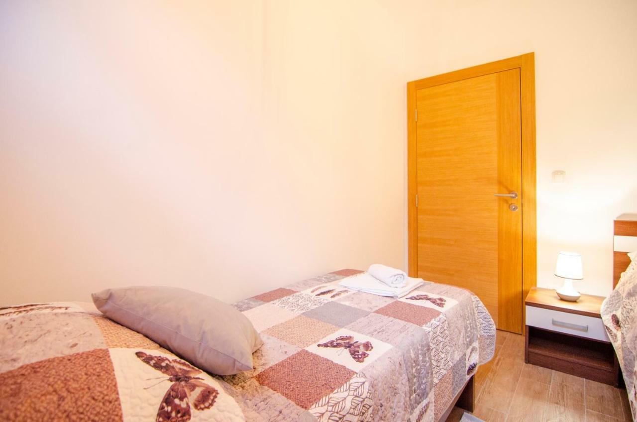 Apartments Sara 4 بول المظهر الخارجي الصورة